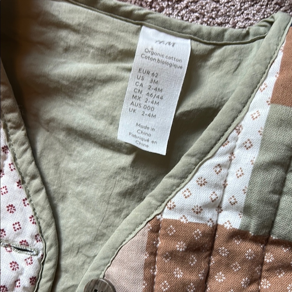 H&M baby quilted hat and vest 3 month - Picture 2 of 8